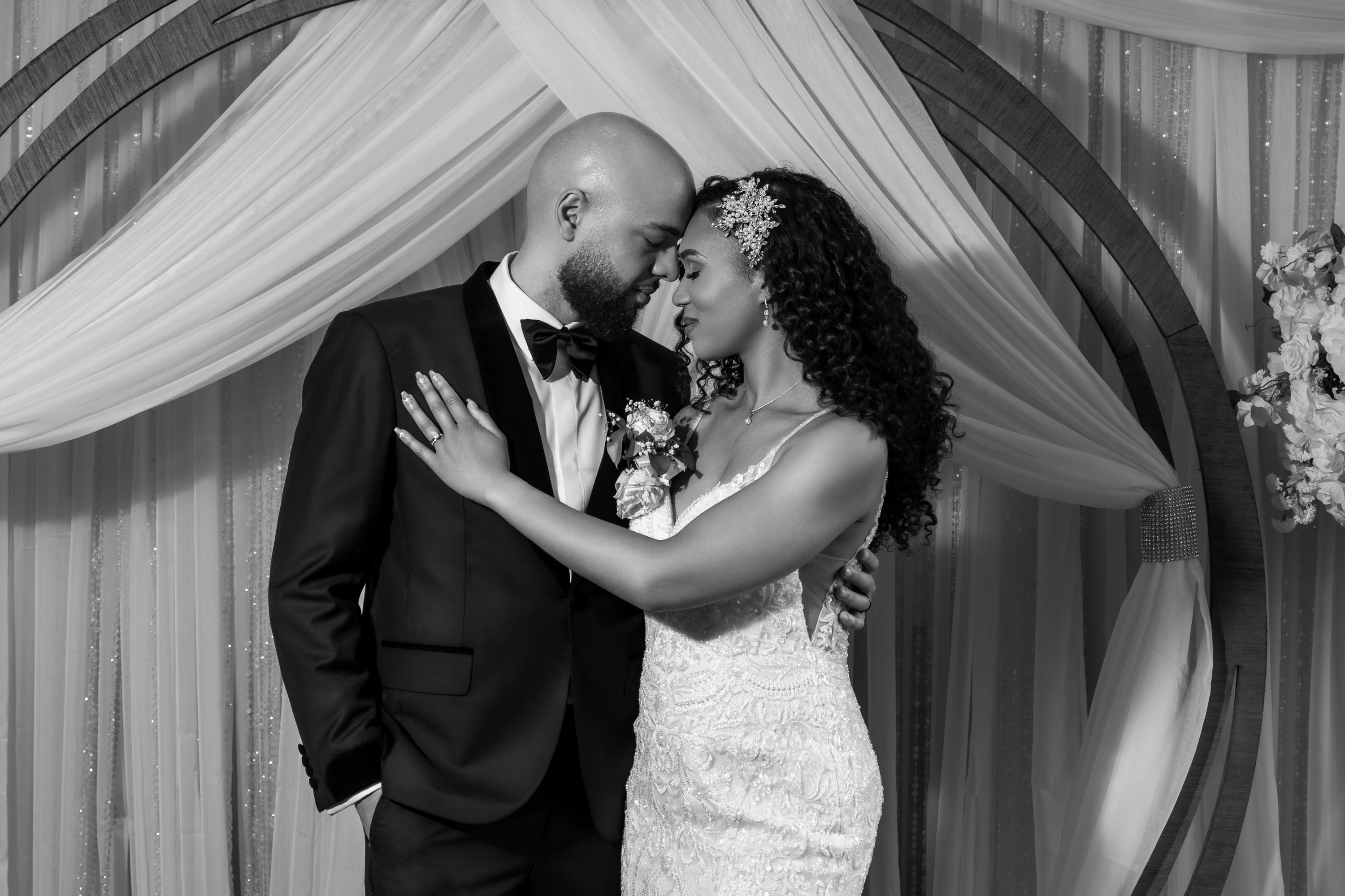 carousel-hero-element image-1